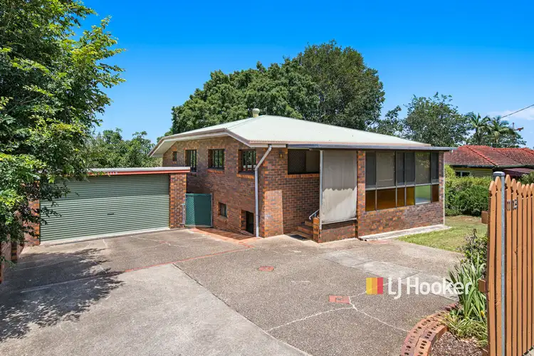 1113 Anzac Avenue, Petrie QLD 4502