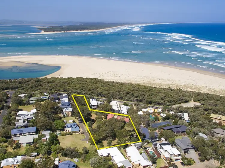 64 Surf Parade, Inverloch VIC 3996