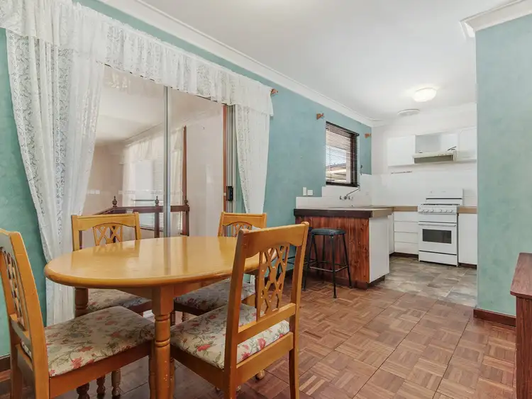 Second view of Homely house listing, 5 Menli Place, Orelia WA 6167