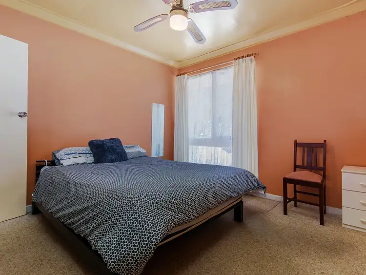 Fifth view of Homely house listing, 5 Menli Place, Orelia WA 6167