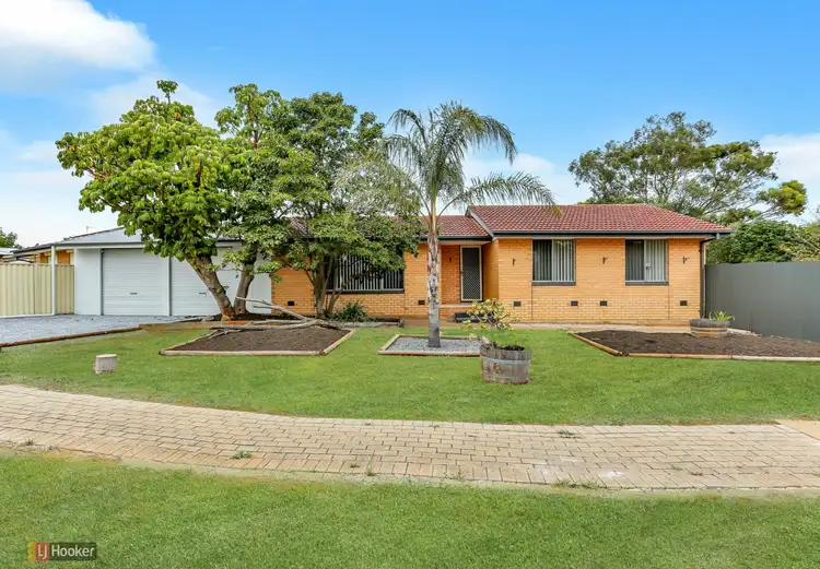 42 McKenzie Road, Elizabeth Downs SA 5113