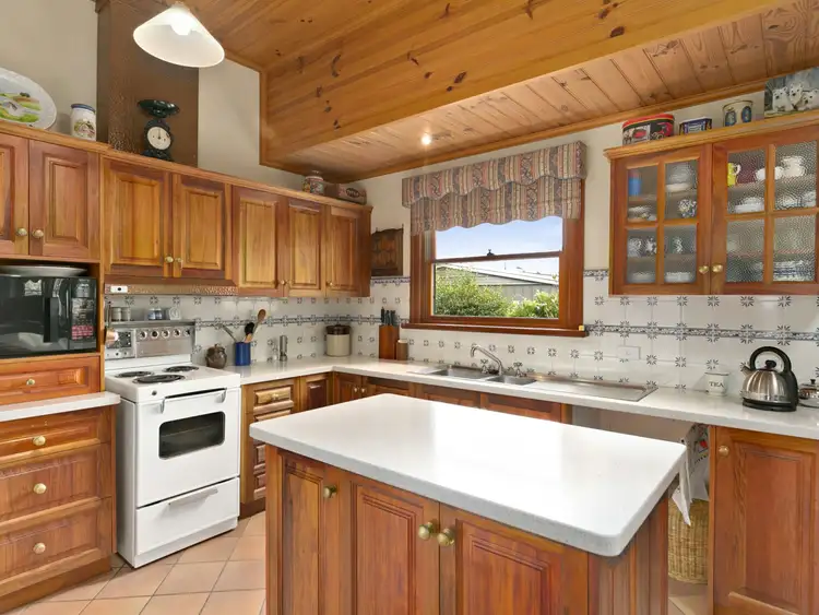 Fifth view of Homely house listing, 15 High Street, Eildon VIC 3713