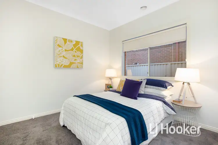 Sixth view of Homely house listing, 23 St Leonard Way, Pakenham VIC 3810