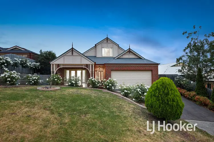 10 Kristina Court, Pakenham VIC 3810