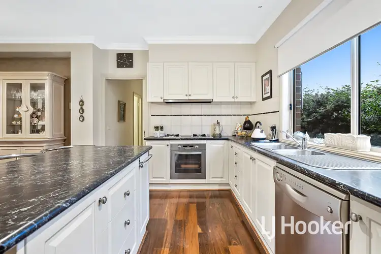 Fifth view of Homely house listing, 10 Kristina Court, Pakenham VIC 3810