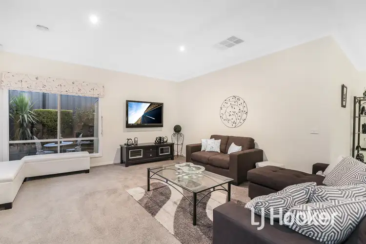 Sixth view of Homely house listing, 4 Lucerne Circuit, Pakenham VIC 3810