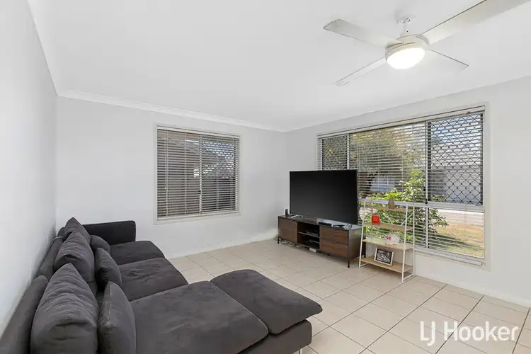 Third view of Homely townhouse listing, 2/39 Morne Street, Capalaba QLD 4157