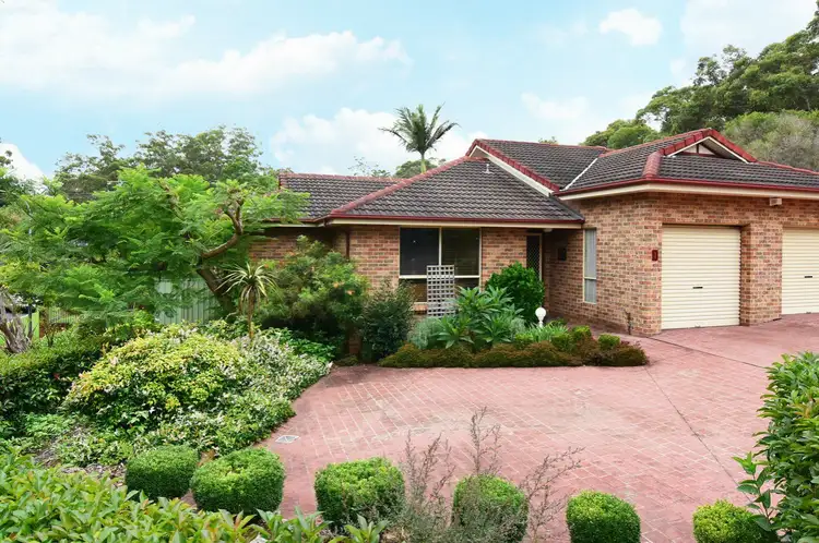 1/4 Maleen Street, Bomaderry NSW 2541