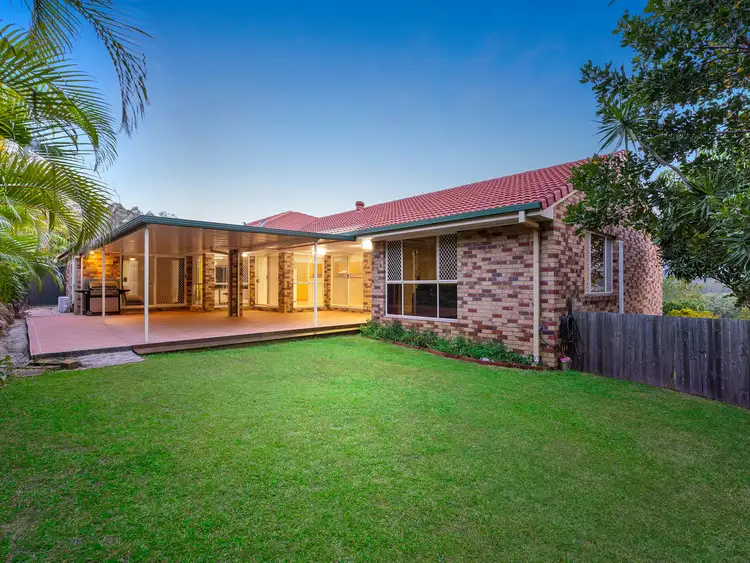 10 Atoli Rise, Pacific Pines QLD 4211