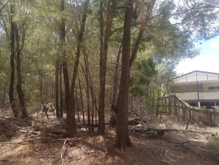 37 Little Cove Road, Russell Island QLD 4184