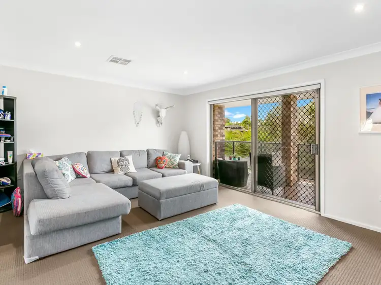 Second view of Homely house listing, 10 Yvonne Close, Jewells NSW 2280