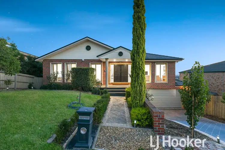 18 Yaldara Drive, Berwick VIC 3806