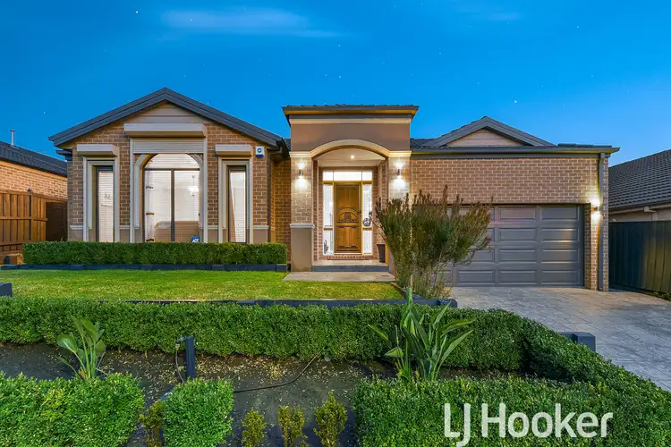 70 Skyline Way, Berwick VIC 3806
