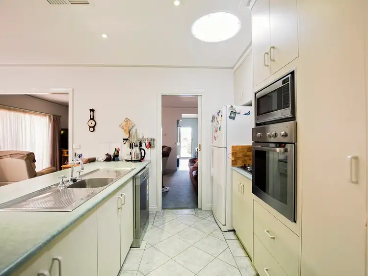 Sixth view of Homely townhouse listing, 2/203 Eyre Street, Echuca VIC 3564