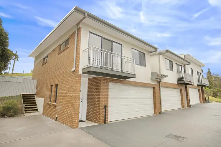 5/15 Hingston Close, Lake Heights NSW 2502
