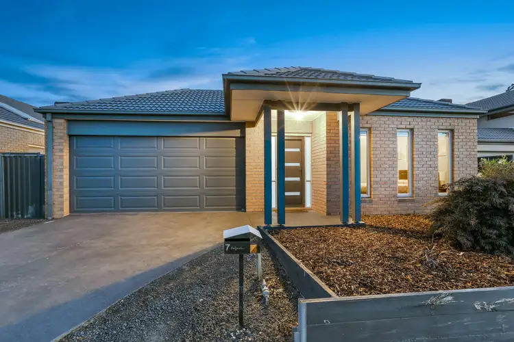 Main view of Homely house listing, 7 Greenway Drive, Pakenham VIC 3810