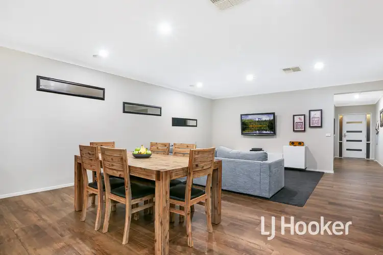Fifth view of Homely house listing, 7 Greenway Drive, Pakenham VIC 3810