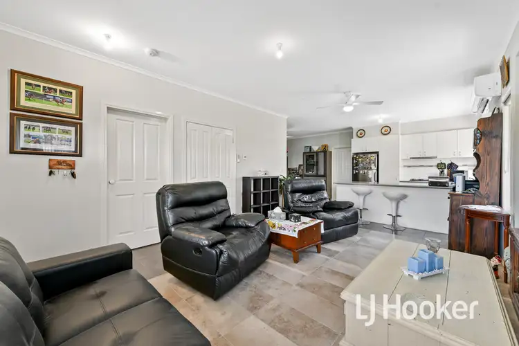 Sixth view of Homely unit listing, 1/7 Elrona Court, Pakenham VIC 3810
