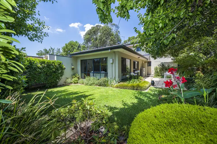 Main view of Homely semi-detached listing, 2 Lyle Place, Chifley ACT 2606