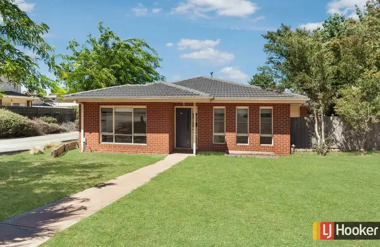 Unit 10/1 Darraweit Road, Wallan VIC 3756