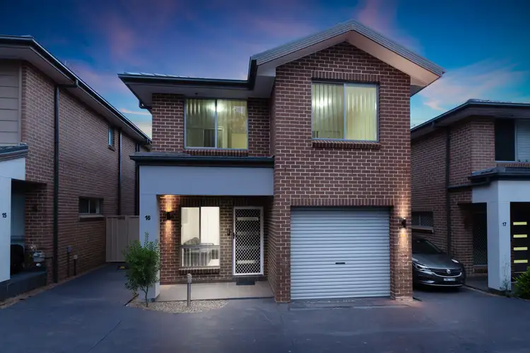 Main view of Homely townhouse listing, 16/1-5 Hythe Street, Mount Druitt NSW 2770