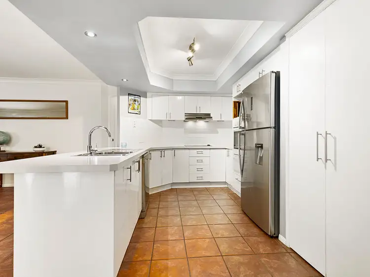 Second view of Homely house listing, 18 Pleasant Court, Cleveland QLD 4163
