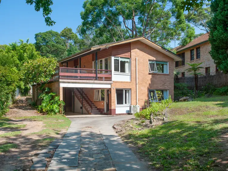 8 Greenway Drive, Pymble NSW 2073