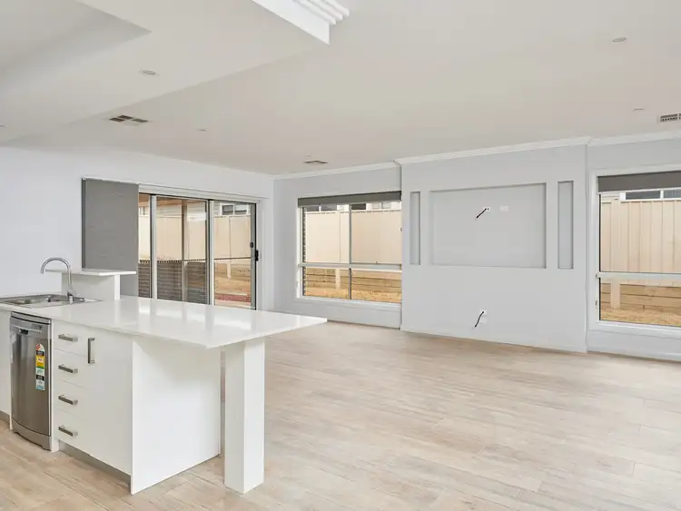 Third view of Homely house listing, 32 Ross Parkway, Gobbagombalin NSW 2650