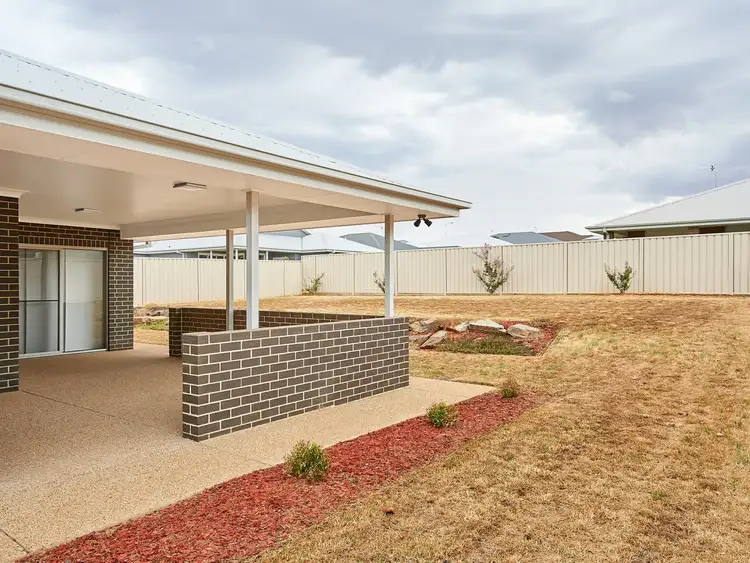 Fourth view of Homely house listing, 32 Ross Parkway, Gobbagombalin NSW 2650