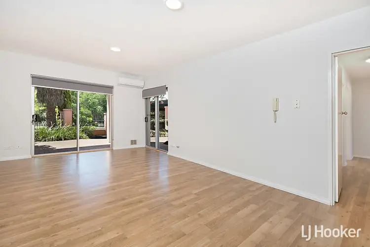 Sixth view of Homely apartment listing, 4/5 Doherty Road, Coolbellup WA 6163