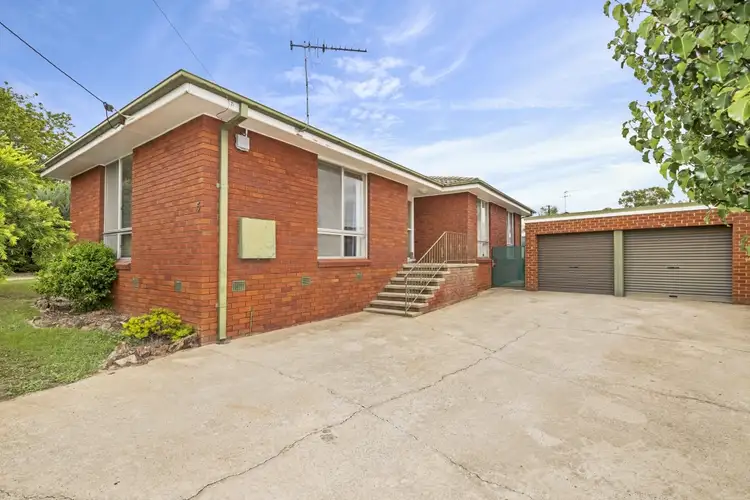 5 Ullamulla Crescent, Queanbeyan NSW 2620