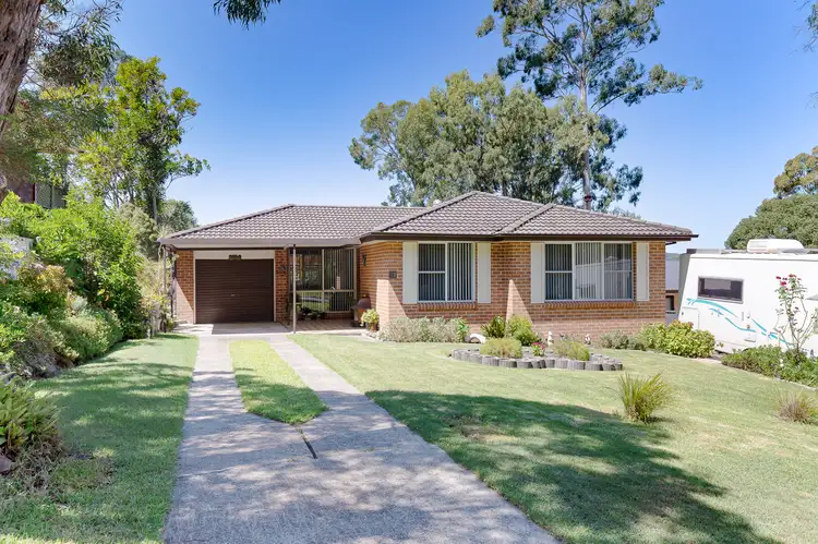13 Noorumba Close, Toronto NSW 2283