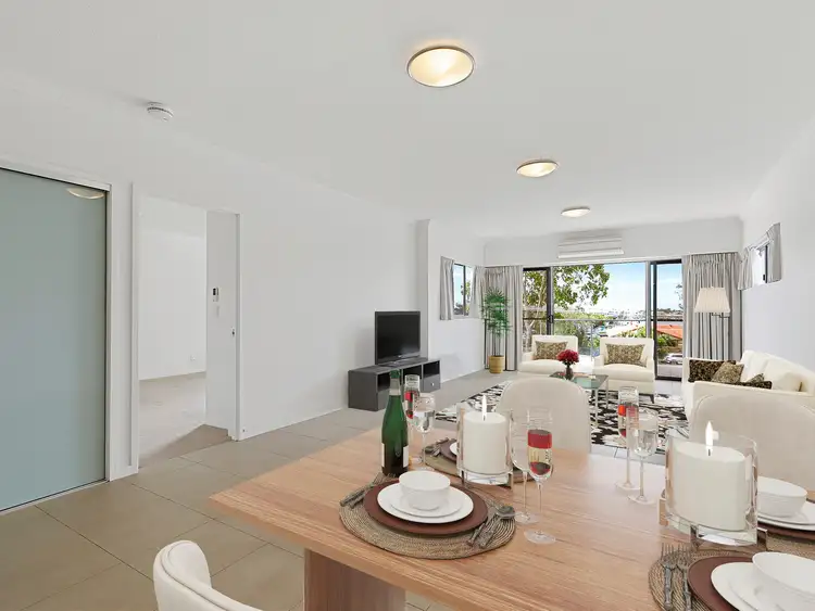 17 Waters Edge/150 Middle Street, Raby Bay QLD 4163