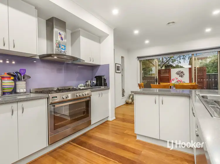 Fourth view of Homely house listing, 9 Fifth Avenue, Sanctuary Lakes VIC 3030