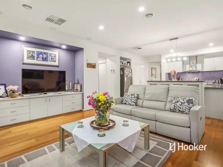 Fifth view of Homely house listing, 9 Fifth Avenue, Sanctuary Lakes VIC 3030