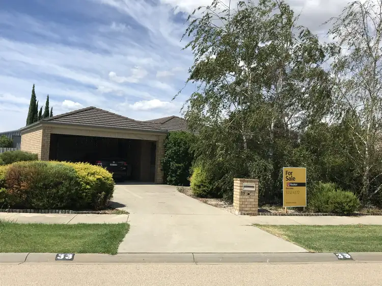 33 Callistemon Court, Lucknow VIC 3875