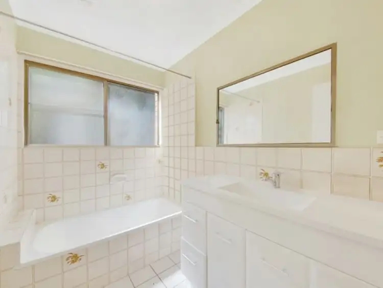 Seventh view of Homely semi-detached listing, 2/44 Sayre Crescent, Boyne Island QLD 4680
