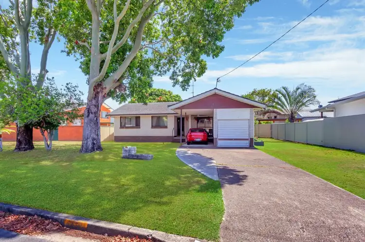 47 Banksia Bwy, Burleigh Waters QLD 4220