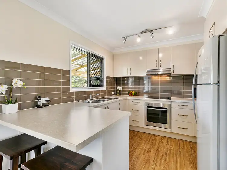 11 Cornwall Crescent, Alexandra Hills QLD 4161