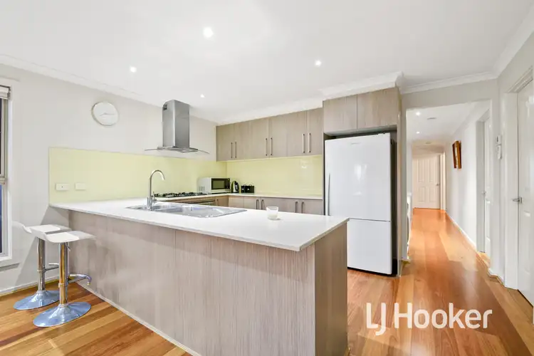 Second view of Homely house listing, 7 Fantail Lane, Pakenham VIC 3810