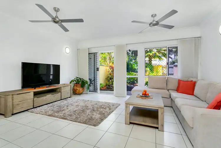 4/14 Charles Street, Cairns North QLD 4870