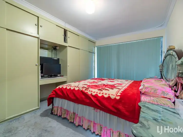 Sixth view of Homely house listing, 82 Carisbrooke Street, Maddington WA 6109