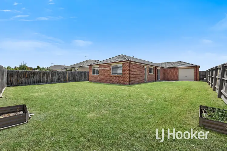 Sixth view of Homely house listing, 11 Sweet Pea Drive, Pakenham VIC 3810