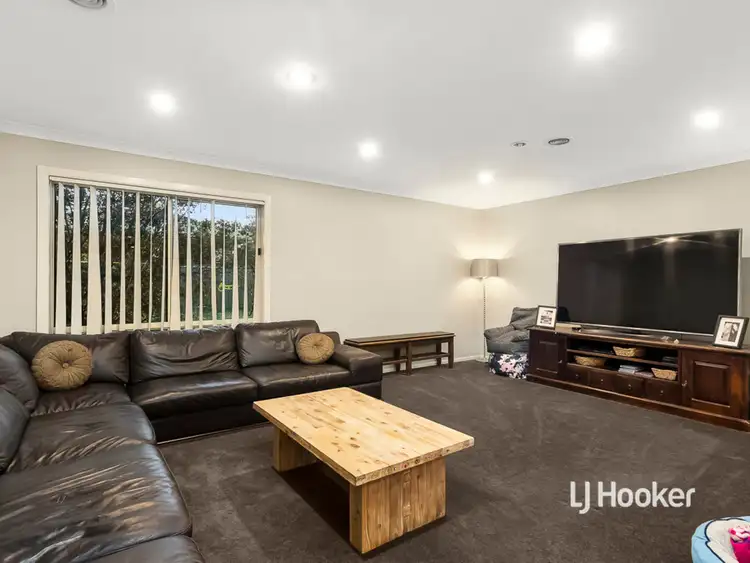 Fifth view of Homely house listing, 22 Banjo Paterson Circle, Point Cook VIC 3030