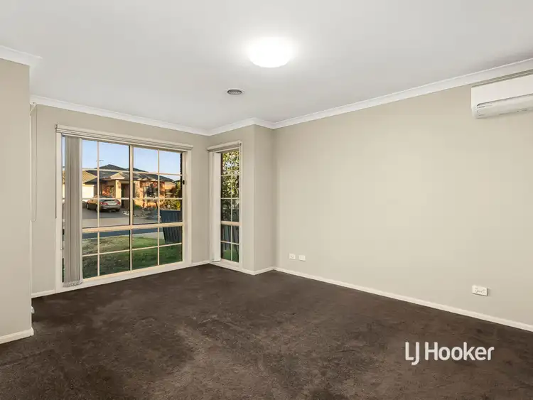 Sixth view of Homely house listing, 22 Banjo Paterson Circle, Point Cook VIC 3030
