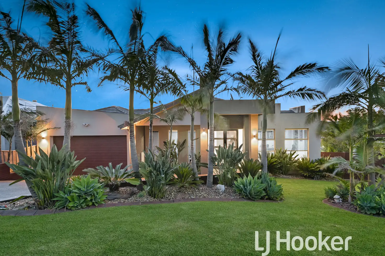 Main view of Homely house listing, 8 Crestview Drive, Beaconsfield VIC 3807