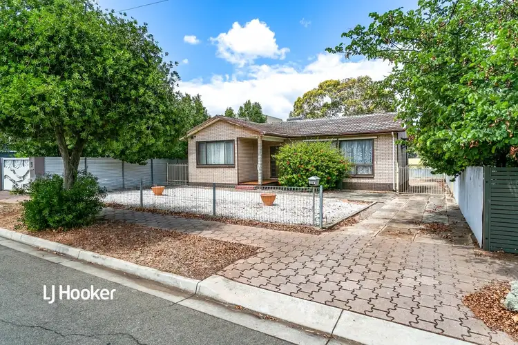 17 Stanfield Avenue, Windsor Gardens SA 5087