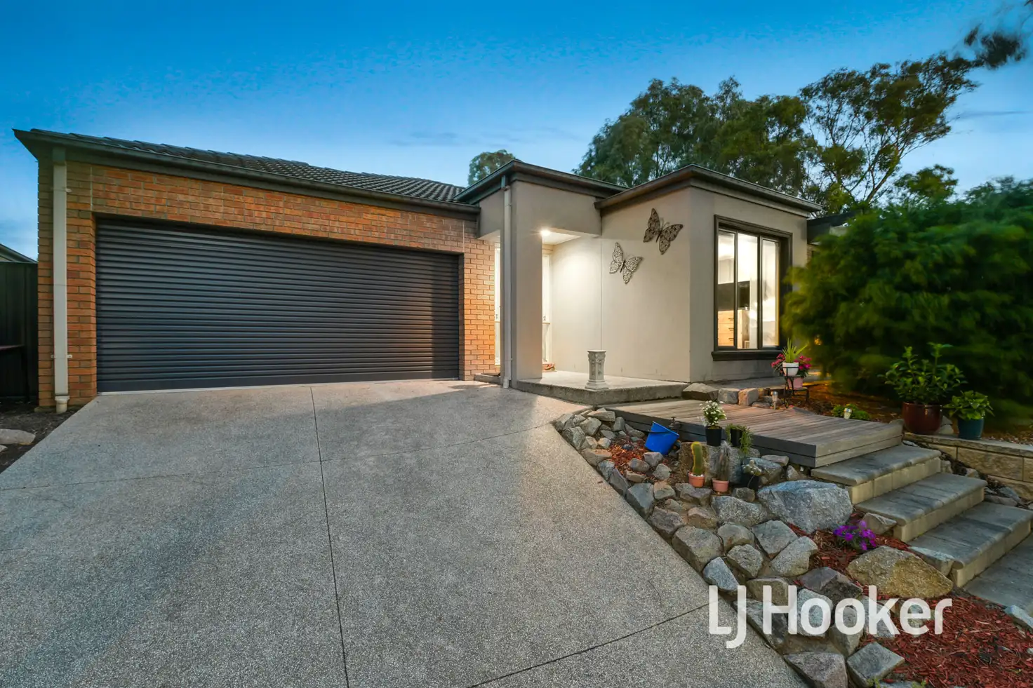 Main view of Homely house listing, 2 Huron Parkway, Pakenham VIC 3810