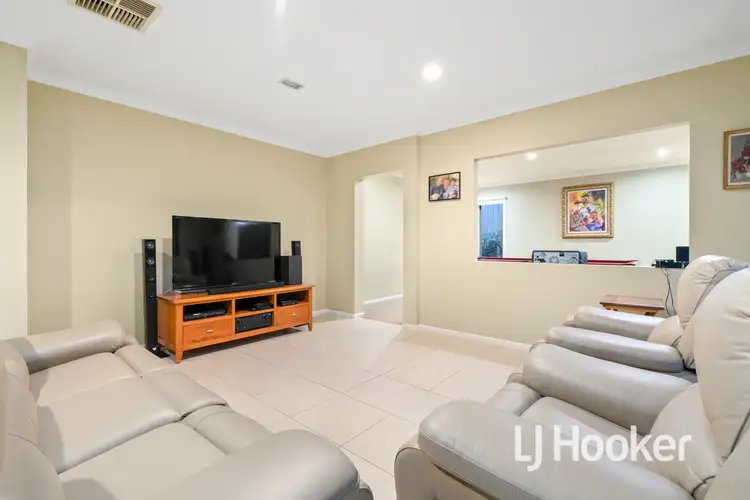 Sixth view of Homely house listing, 2 Huron Parkway, Pakenham VIC 3810