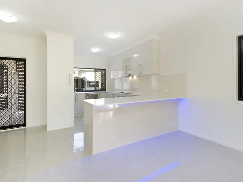 Main view of Homely unit listing, 9/4 Kal-Ma-Kuta Drive, Sandstone Point QLD 4511